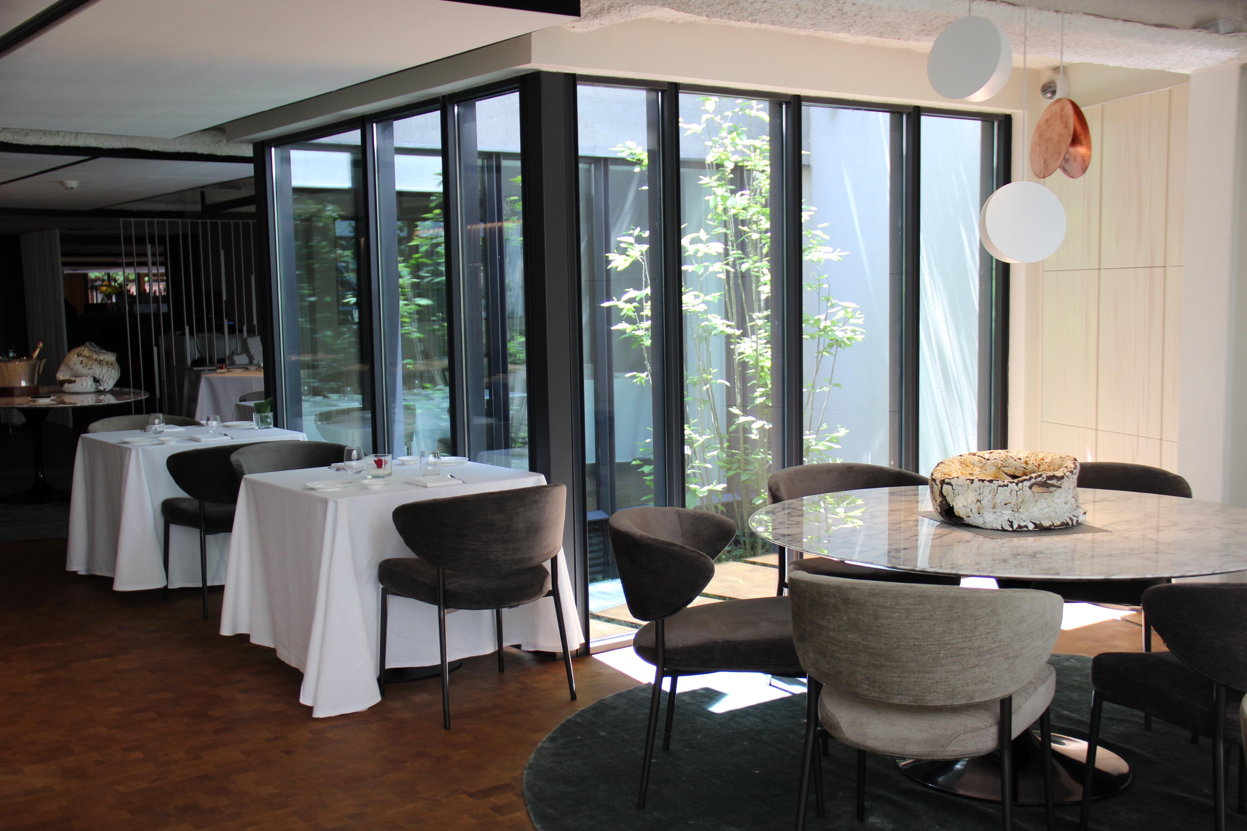 Hotel Ohla Eixample Barcelona Exterior foto Restaurant interior